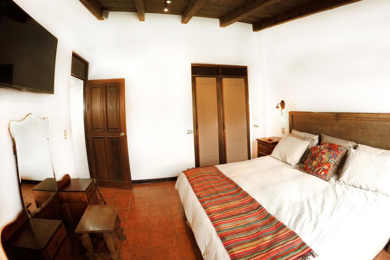 Villas Santa Ana Antigua Bagian luar foto