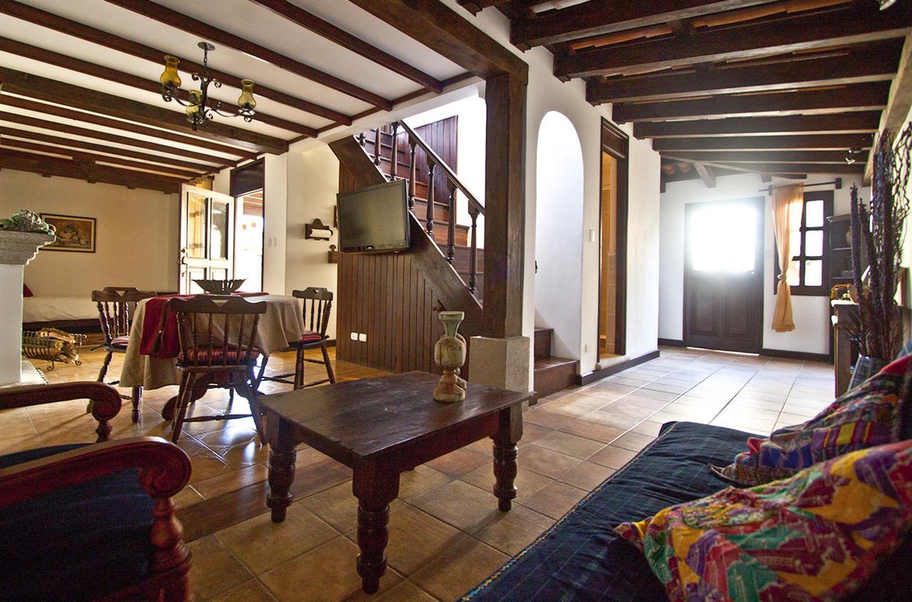 Villas Santa Ana Antigua Bagian luar foto