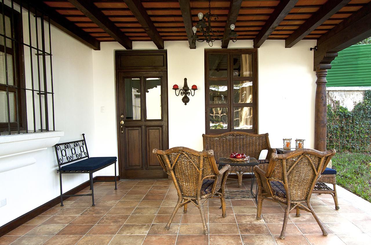 Villas Santa Ana Antigua Bagian luar foto